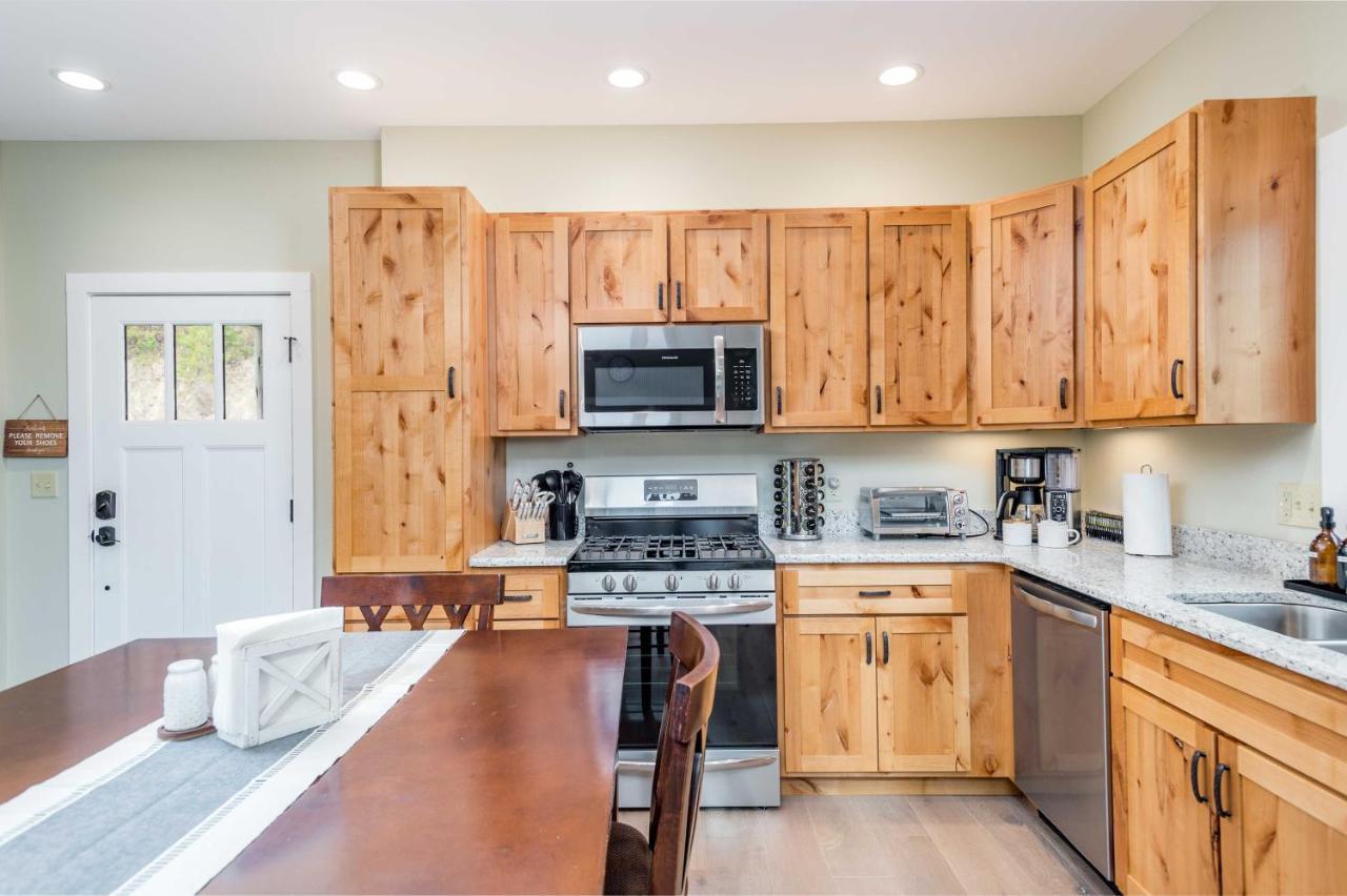 Cullowhee Home With Game Room, Wraparound Decks Екстер'єр фото