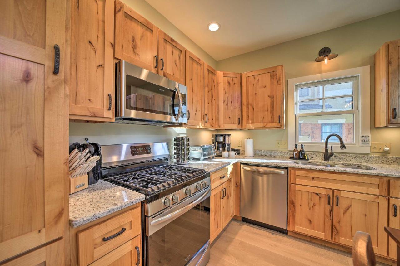 Cullowhee Home With Game Room, Wraparound Decks Екстер'єр фото