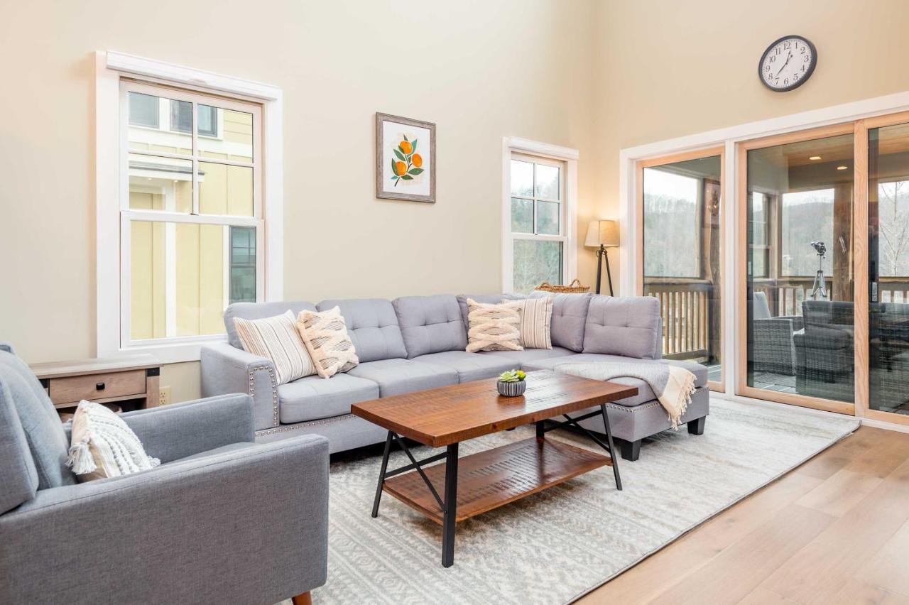 Cullowhee Home With Game Room, Wraparound Decks Екстер'єр фото