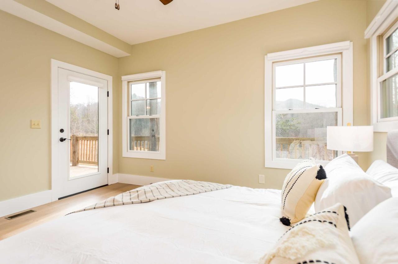 Cullowhee Home With Game Room, Wraparound Decks Екстер'єр фото